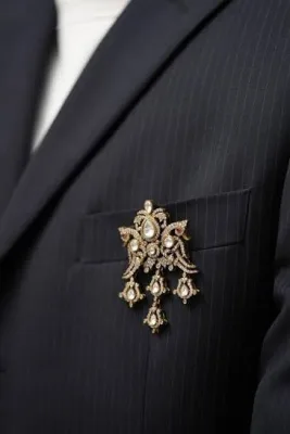 Brooch